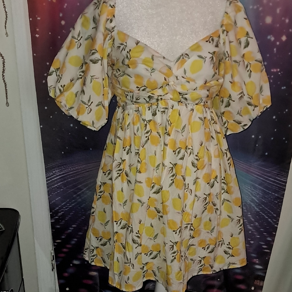 Trixxi Lemon Sundress for Elegant Occasions